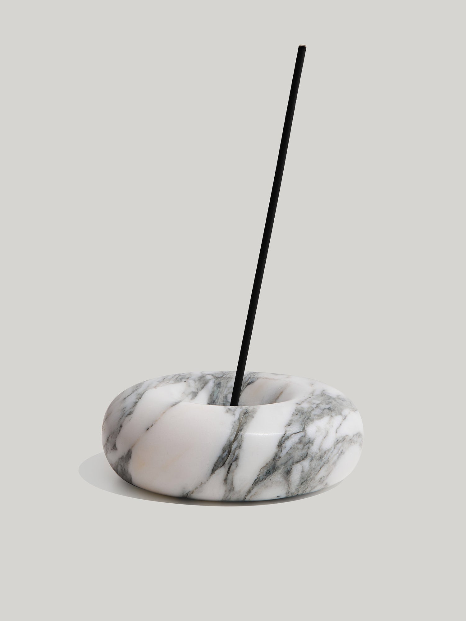 Arabescato marble incense holder