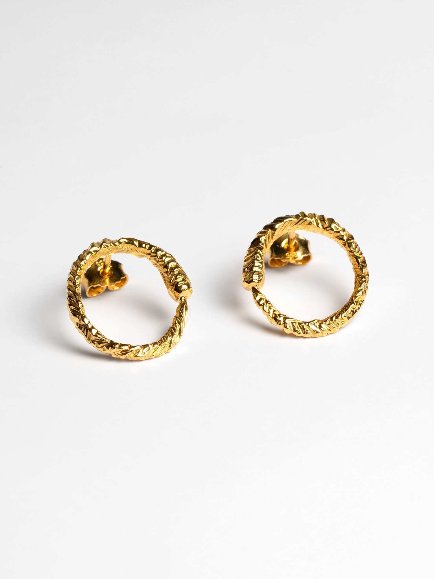 Comets oval earrings
