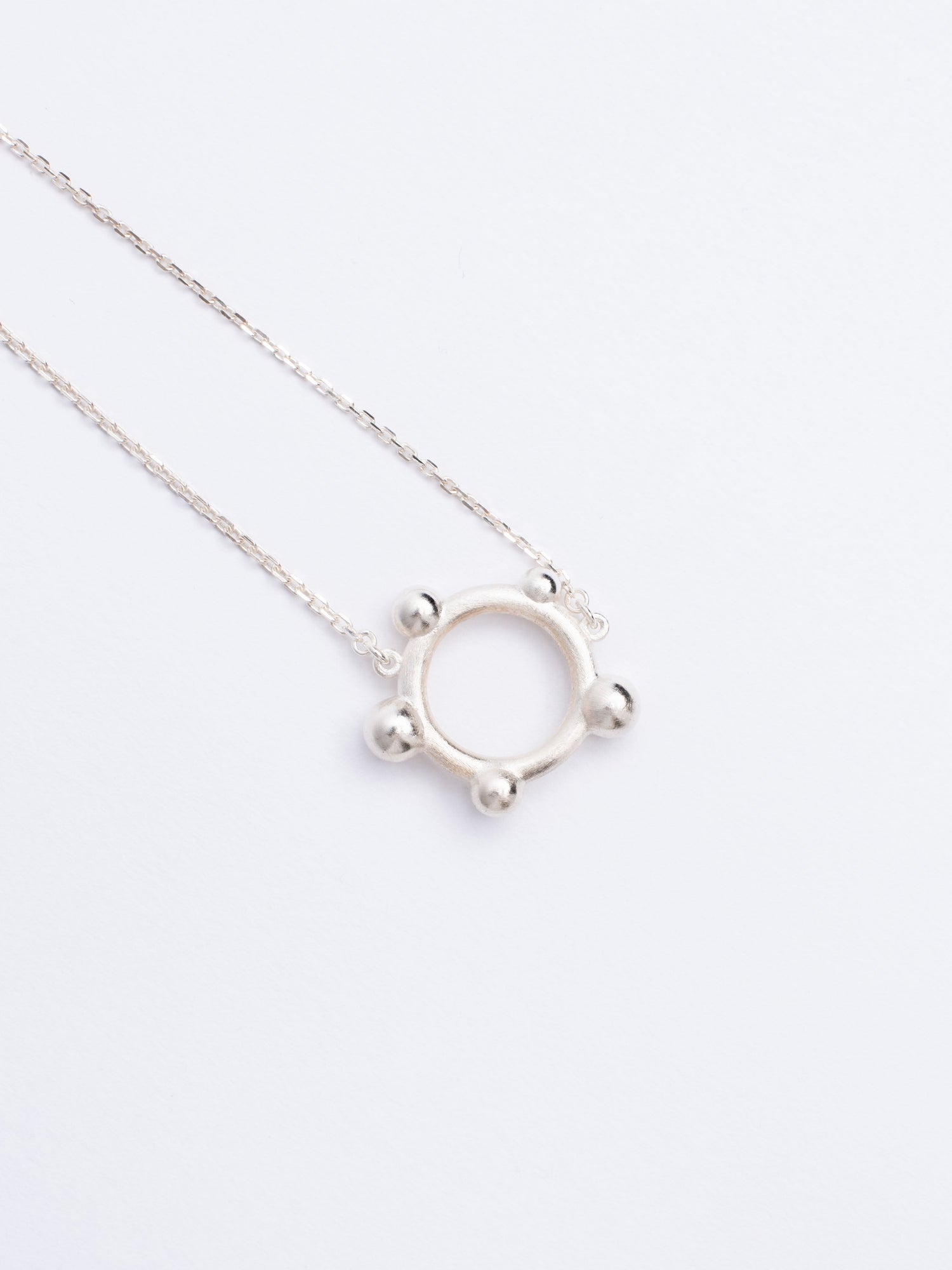 Triffid náhrdelník