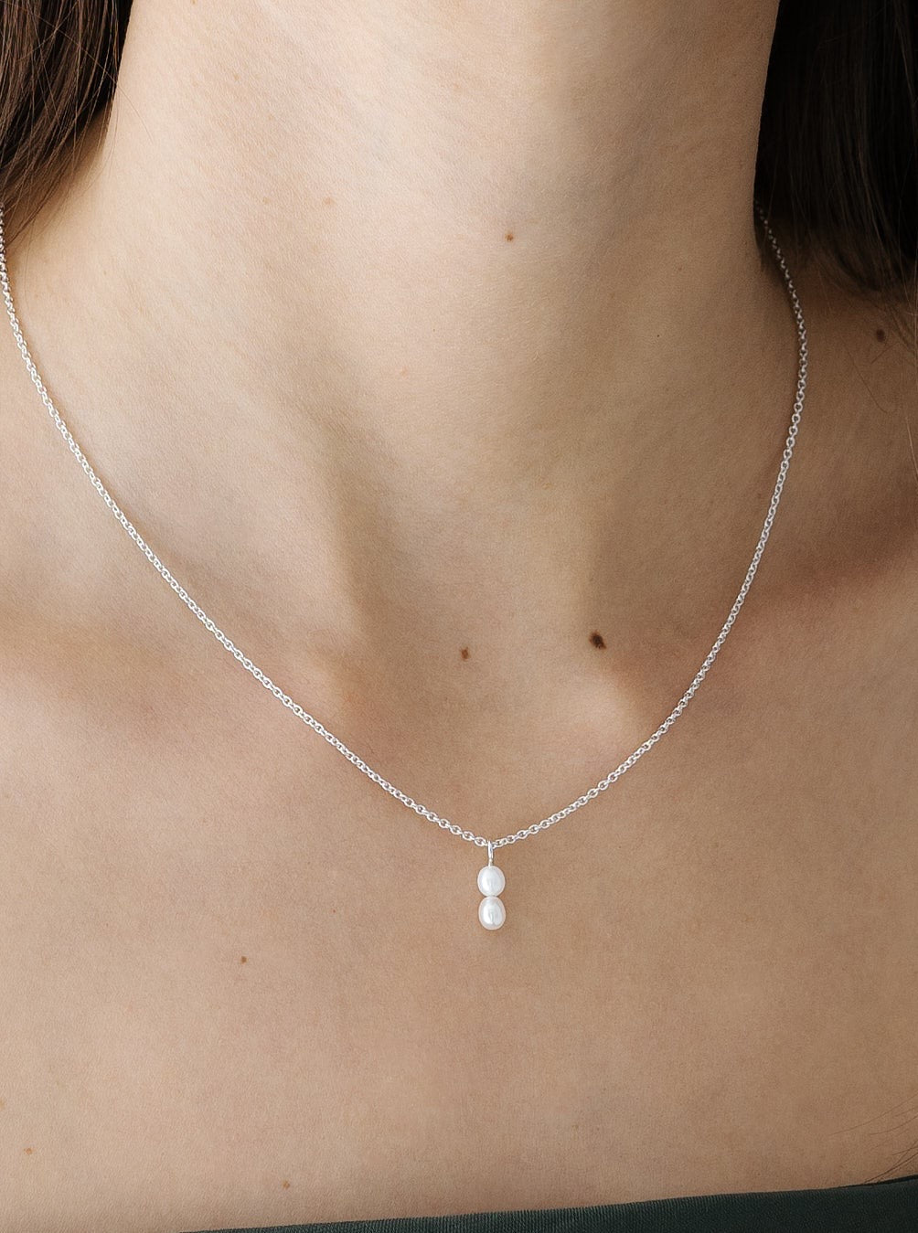 Double pearl necklace