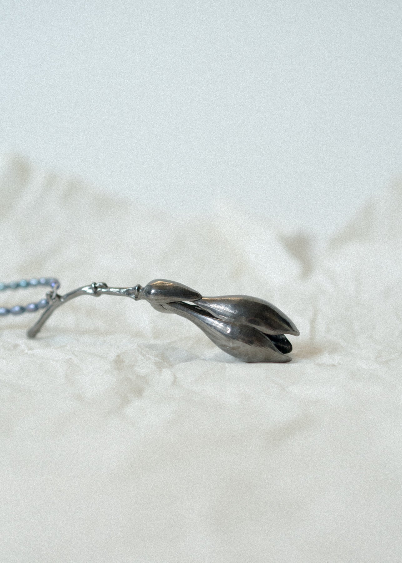 Magnolia náhrdelník