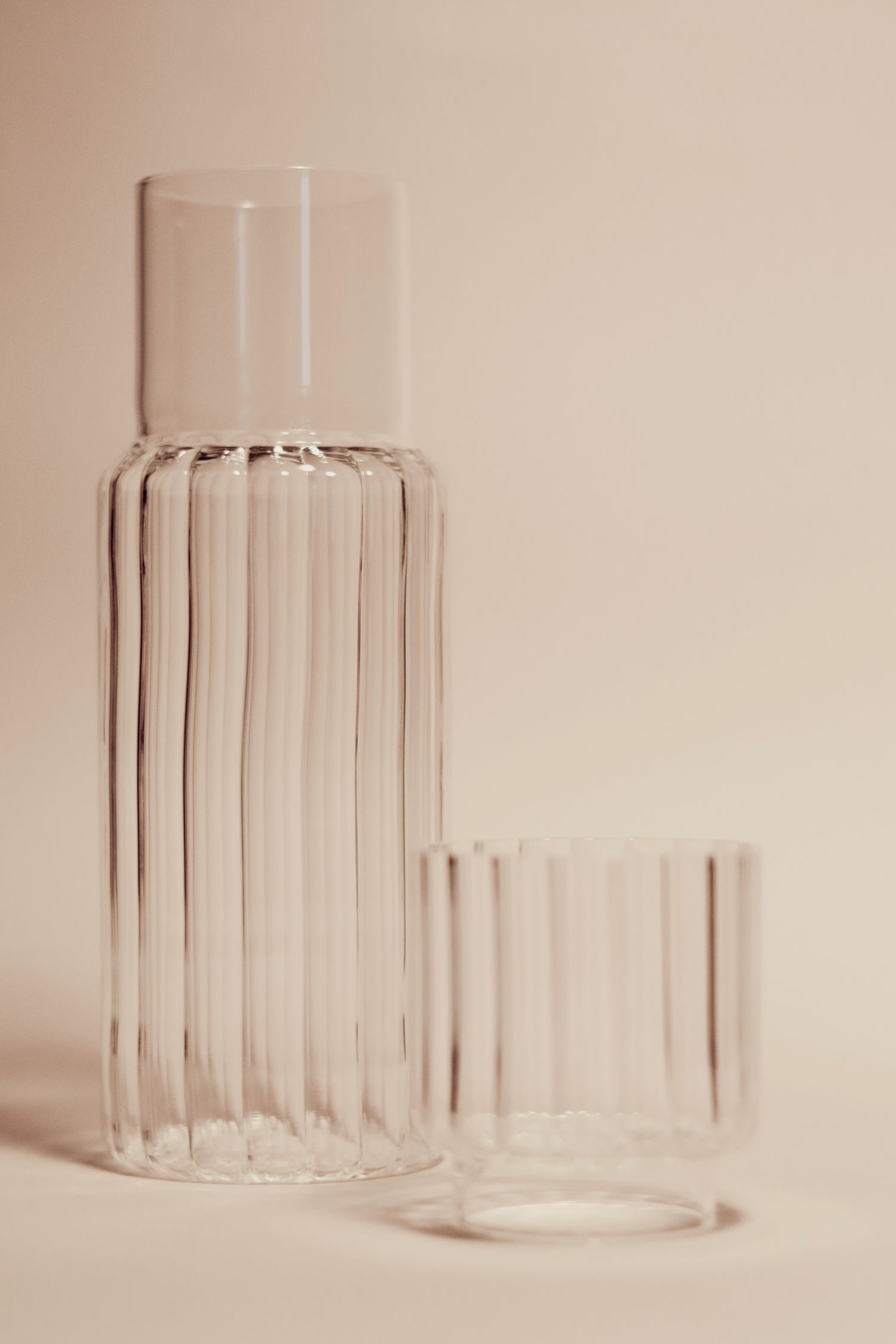 PILLAR — carafe set