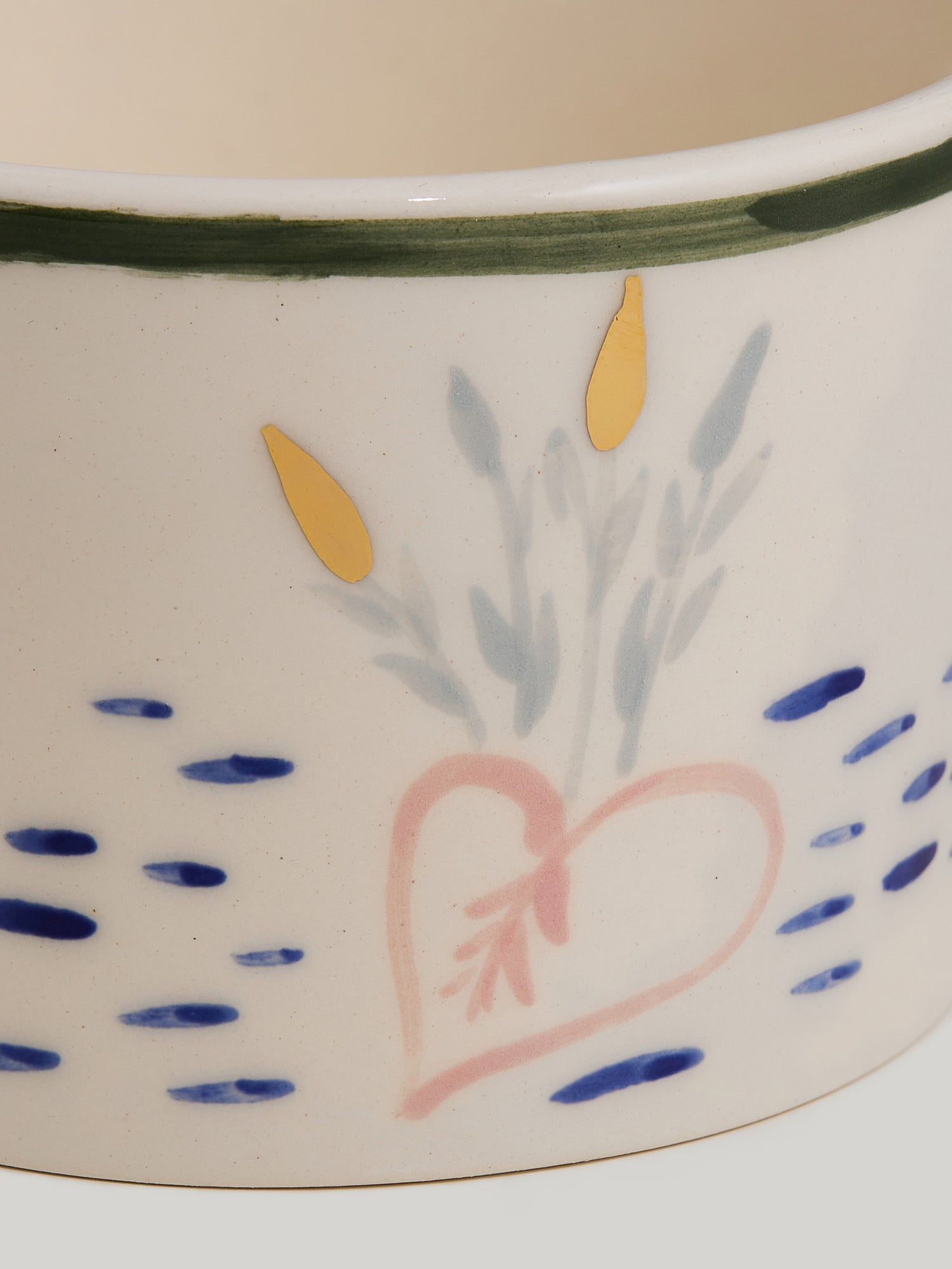 Pond cup with saucer