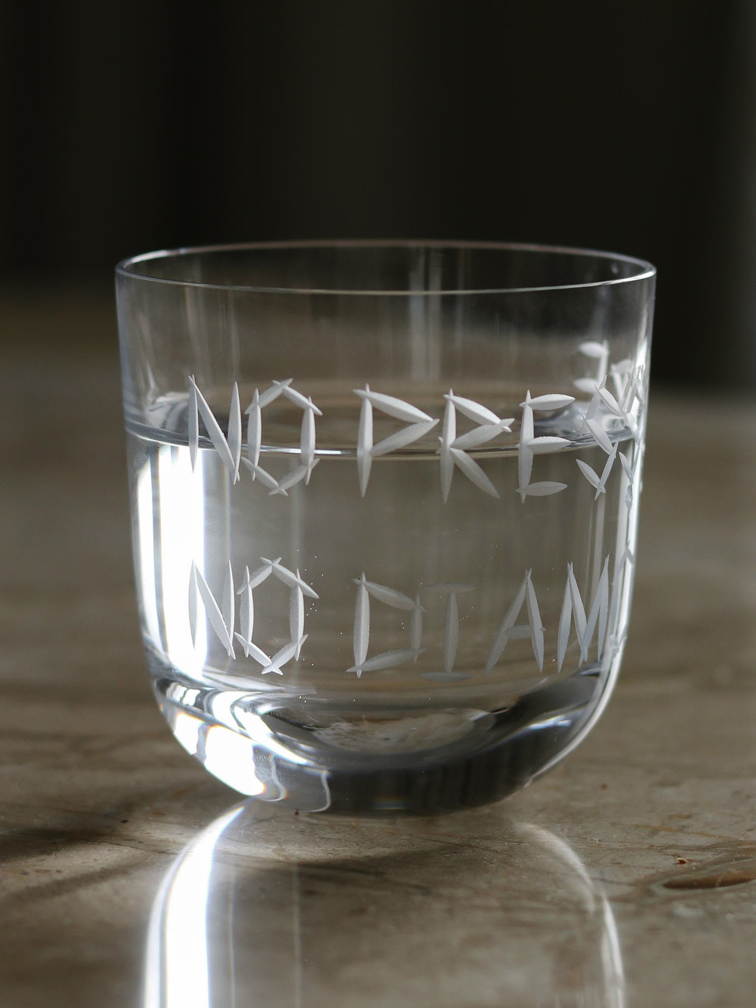No Pressure No Diamonds sklenice