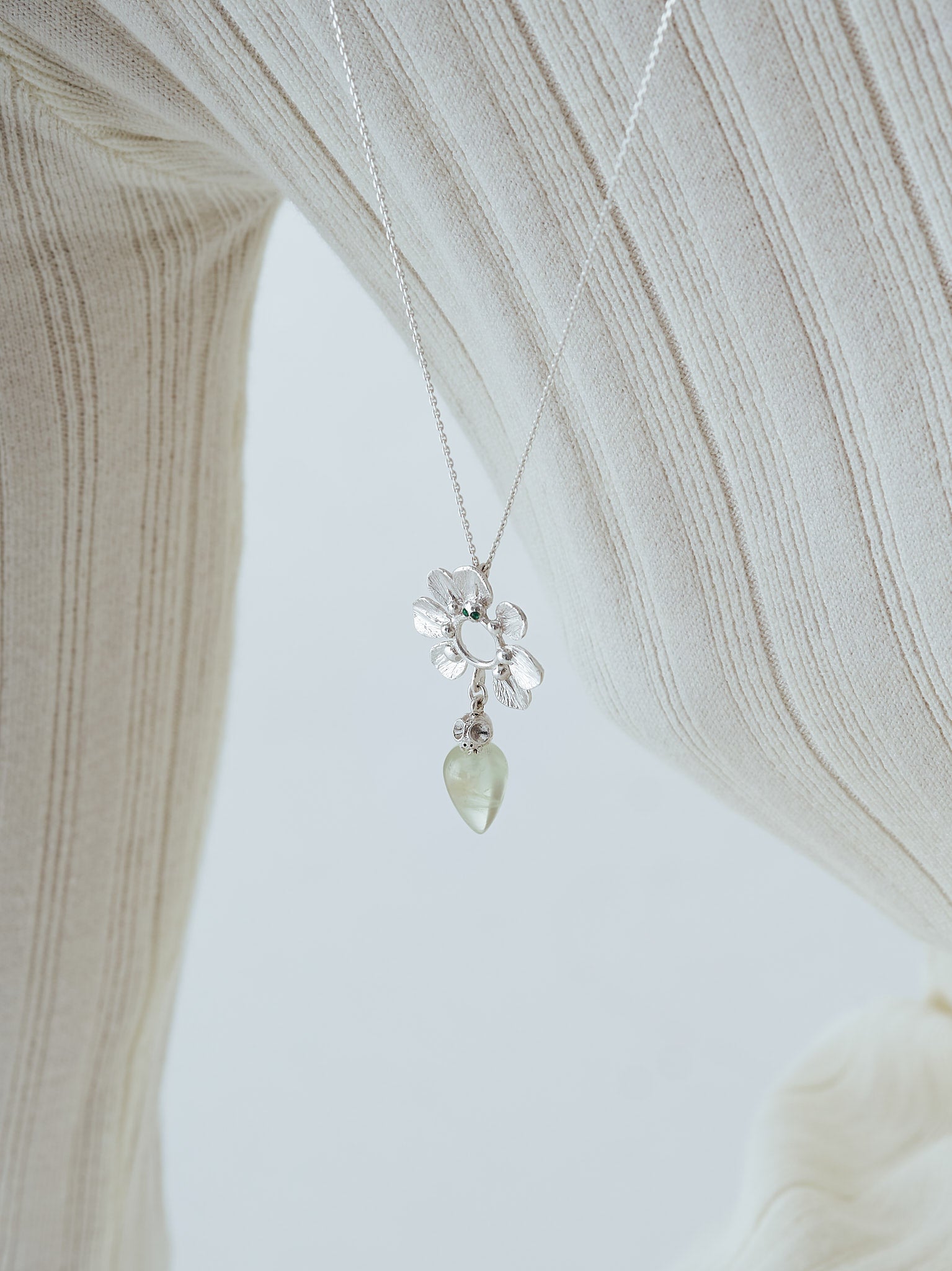 Scale prehnite necklace