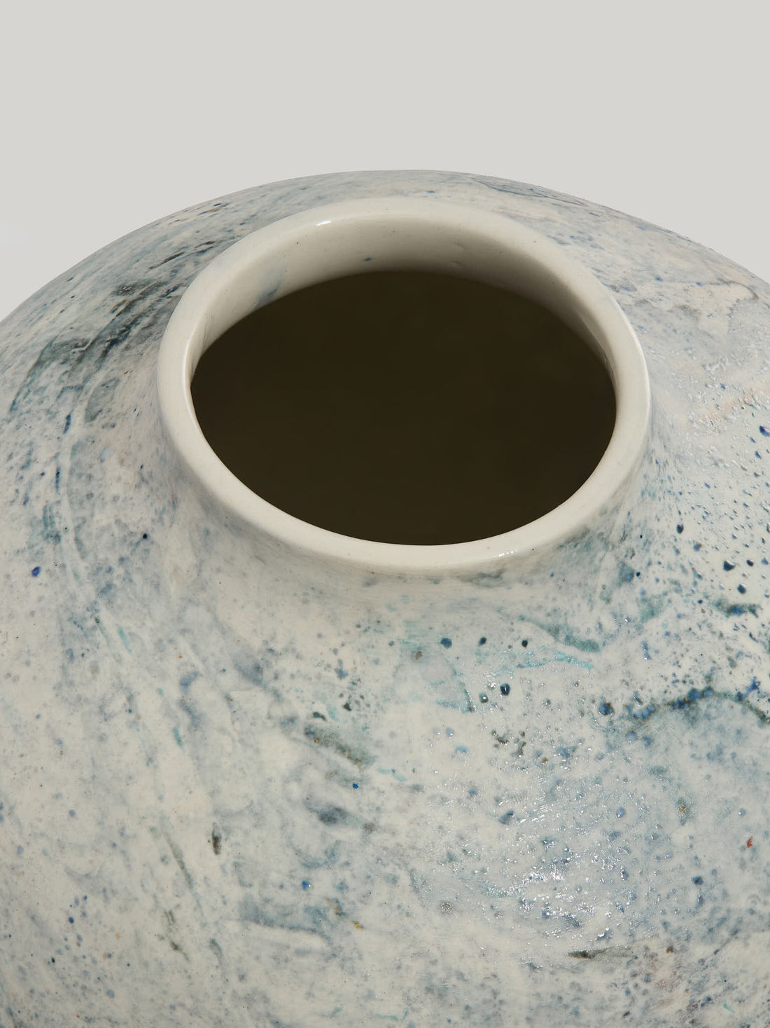 Marble vase small 8